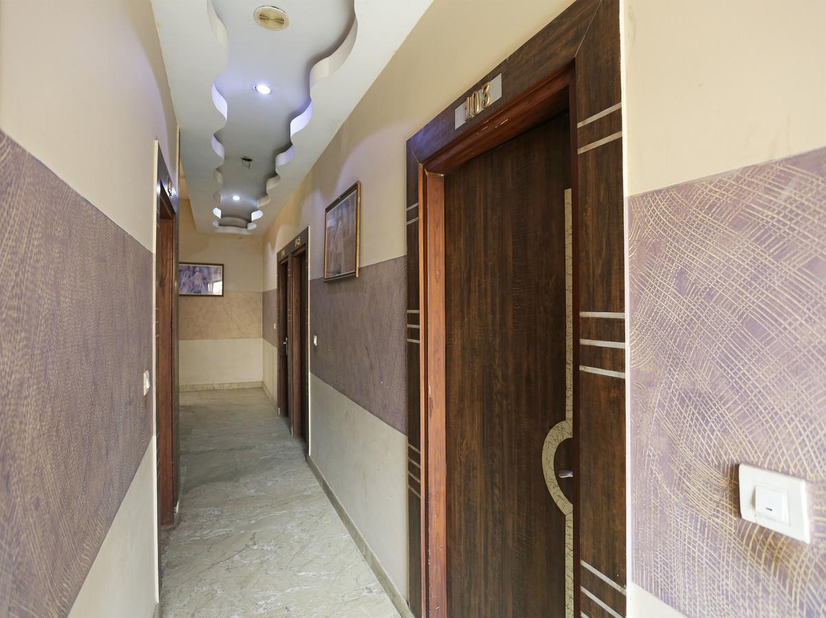Sheel Gopal Vision Hotell Mathura Exteriör bild