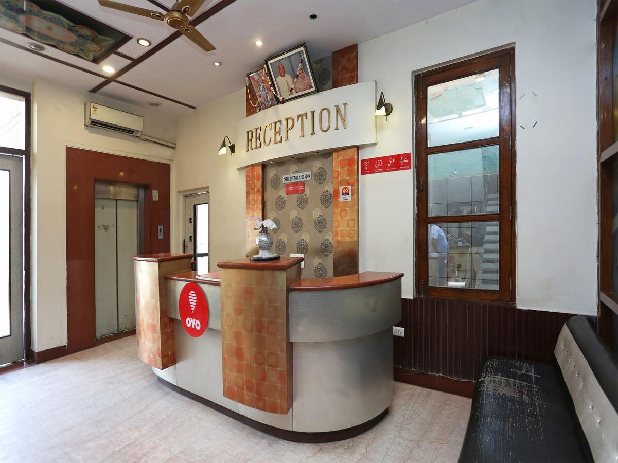 Sheel Gopal Vision Hotell Mathura Exteriör bild