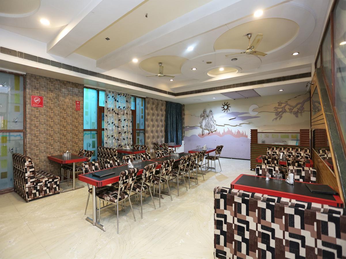 Sheel Gopal Vision Hotell Mathura Exteriör bild