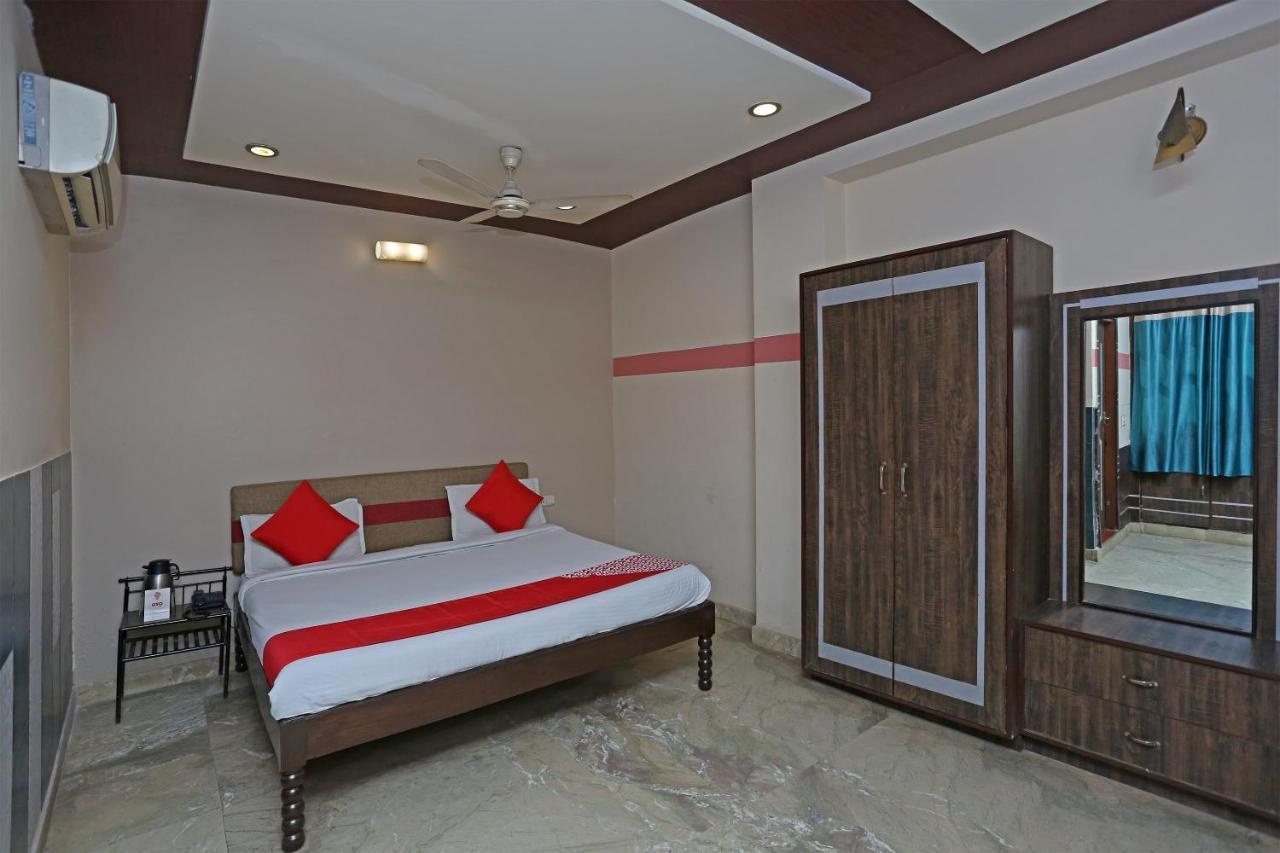 Sheel Gopal Vision Hotell Mathura Exteriör bild