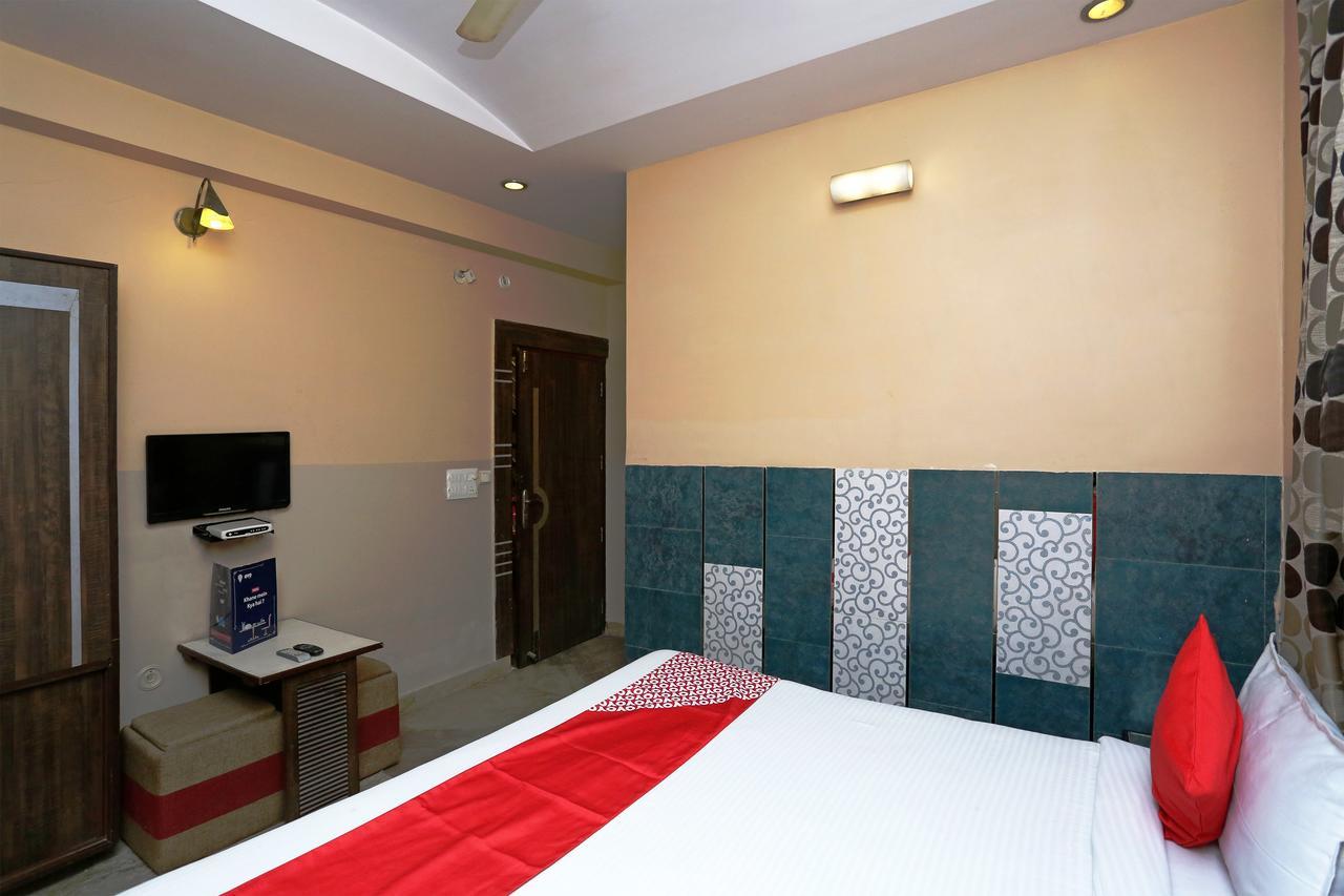 Sheel Gopal Vision Hotell Mathura Exteriör bild